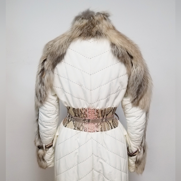 $2395 MADE IN ITALY Real Fox Fur Trimmed Ivory Coat - Picture 4 of 12
